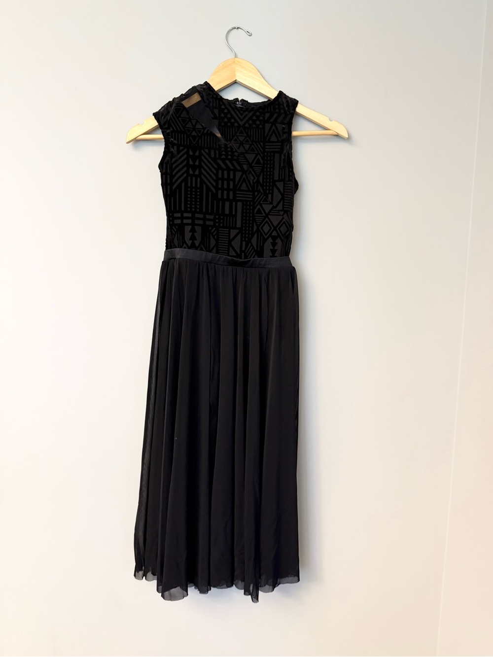 Weissman Showtime Girl’s Black Sleeveless Asymmetrical Dress
